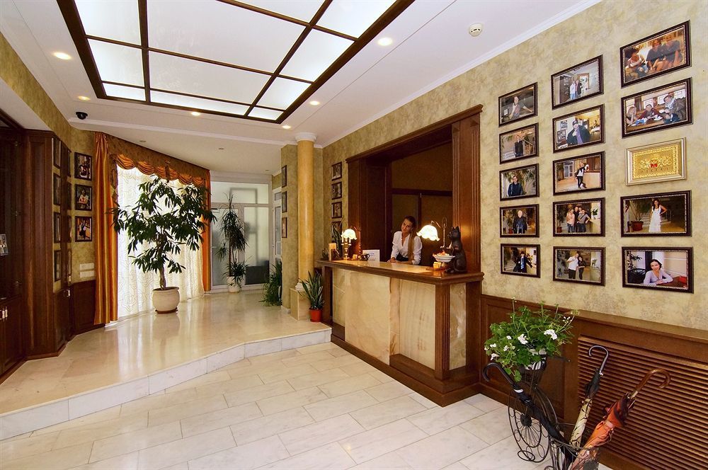 Residence Odesskij Dvorik Odesa Exterior photo